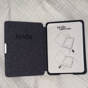 Paperwhite with Black Cover